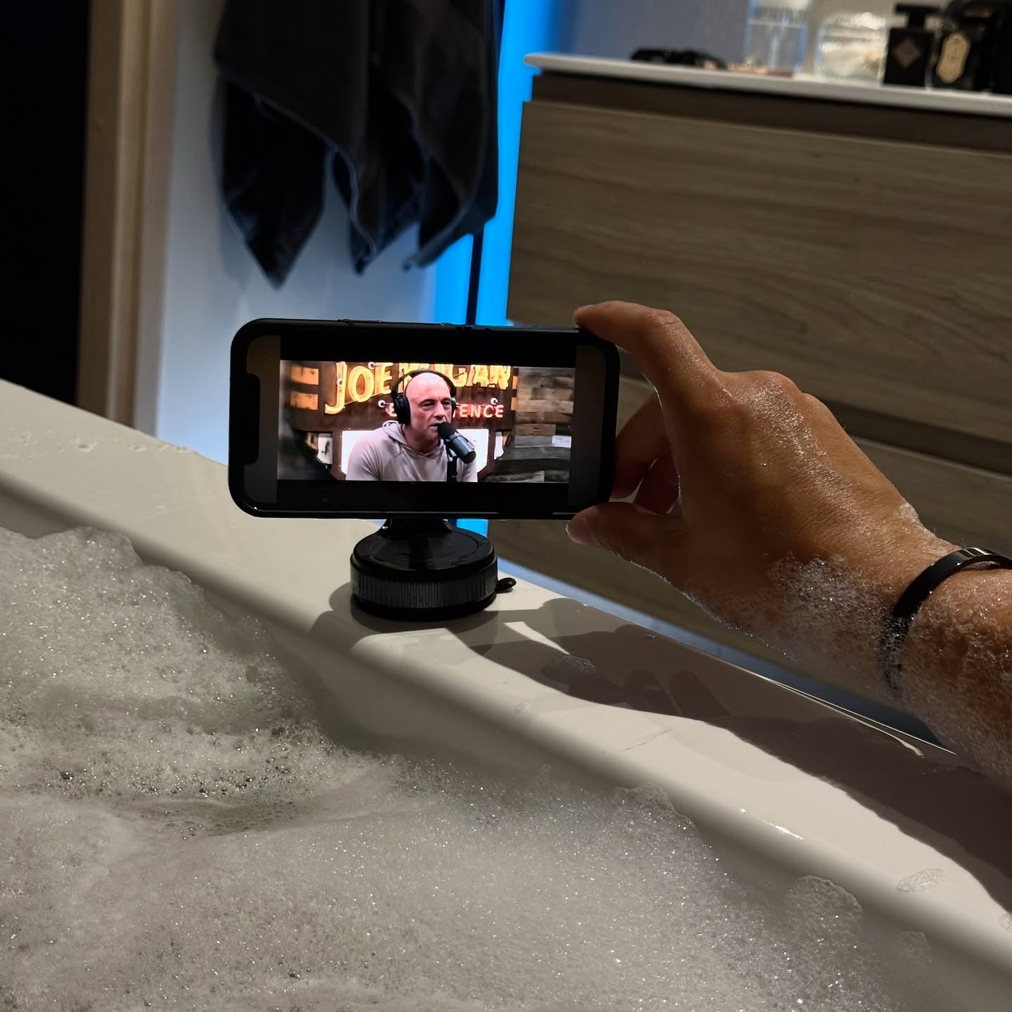 Zippi UltraMag - Un Singur Suport, Utilizari Infinite